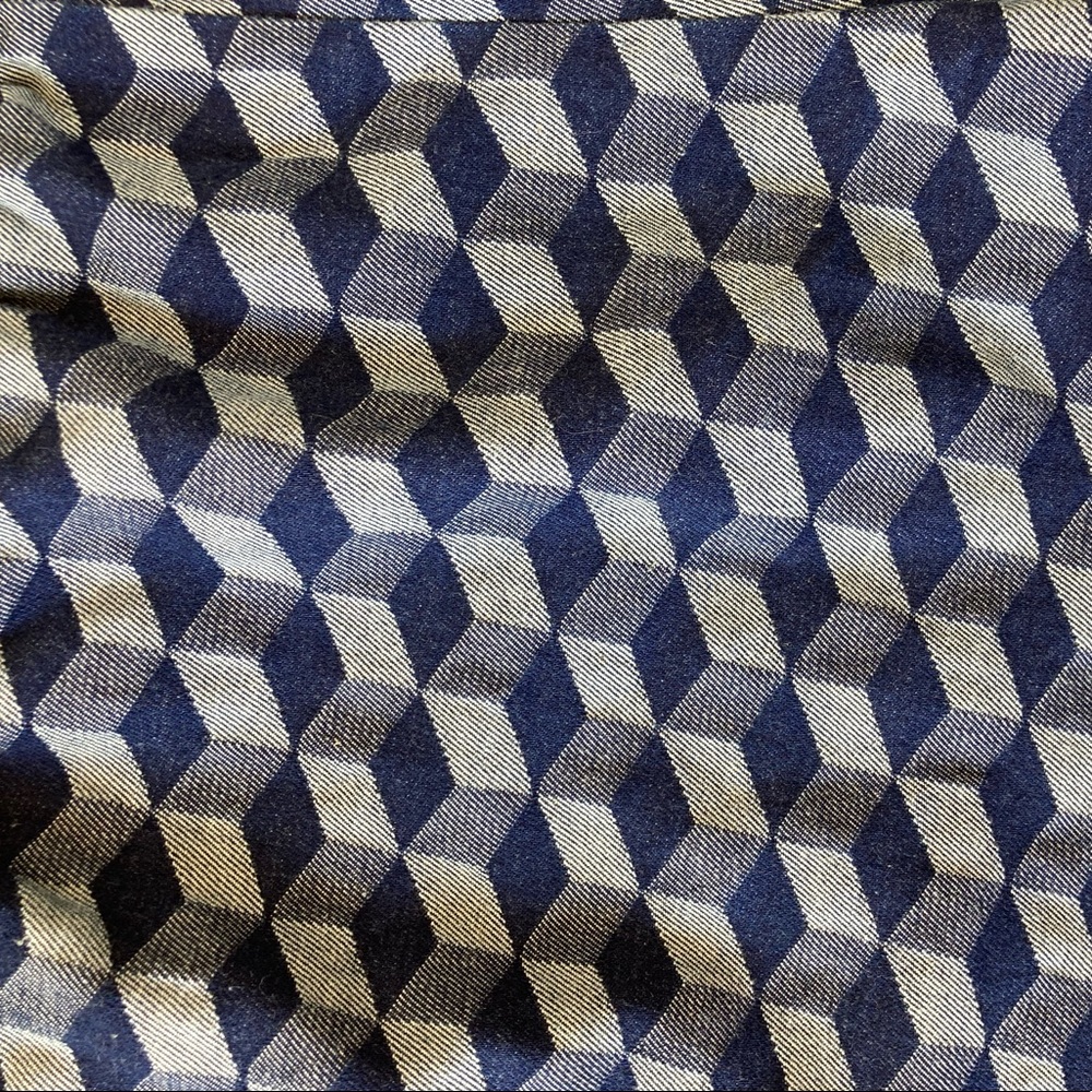 J. Crew Navy Geometric Pattern Shorts Size 8 - Picture 7 of 8